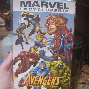 2005 Scholastic Marvel Encyclopedia- Avengers. Paperback, Comic Book.